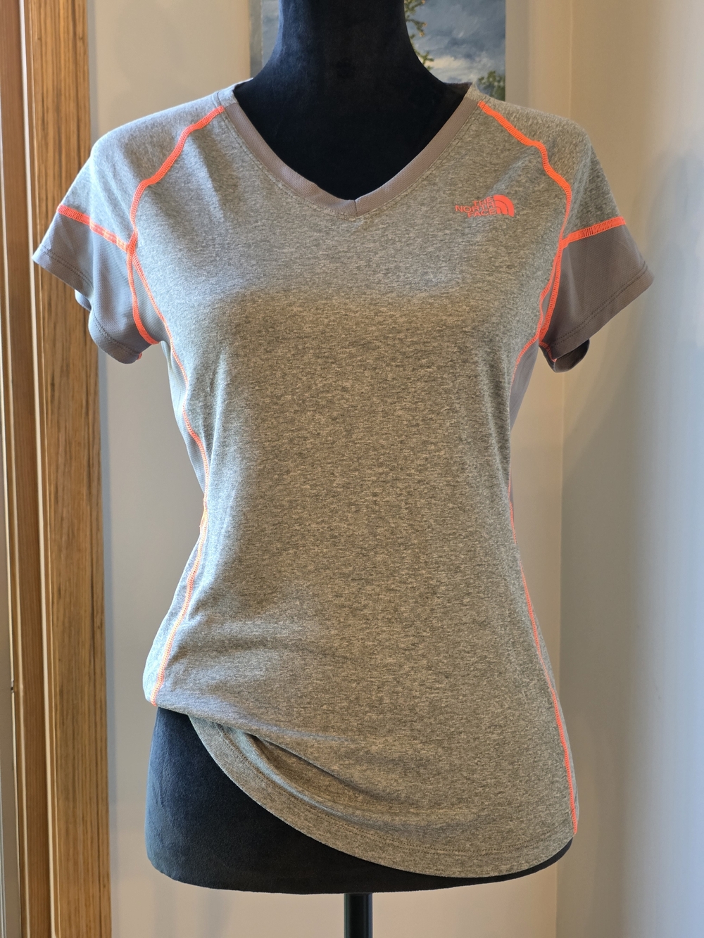 The North Face Women's Medium- Heather Gray Reactor V-Neck Tee -Neon Orange Trim